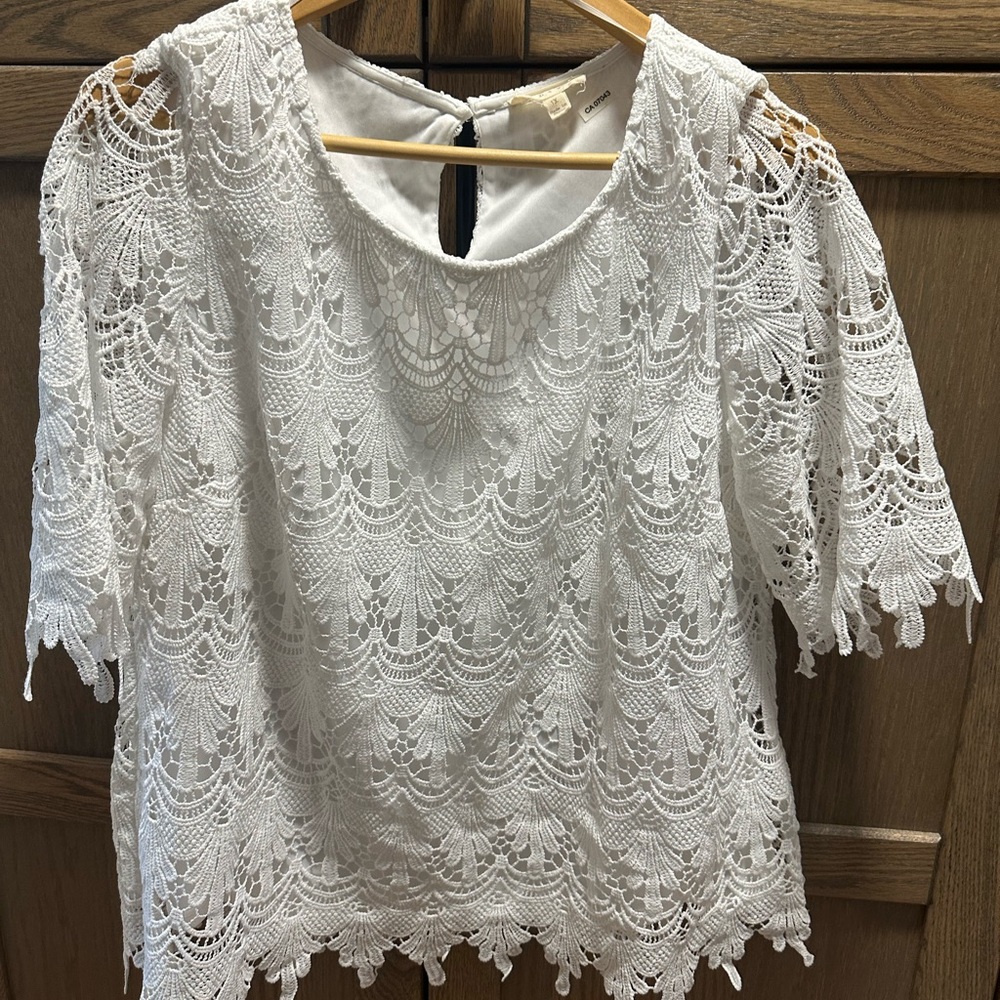Adiva White Lace Blouse